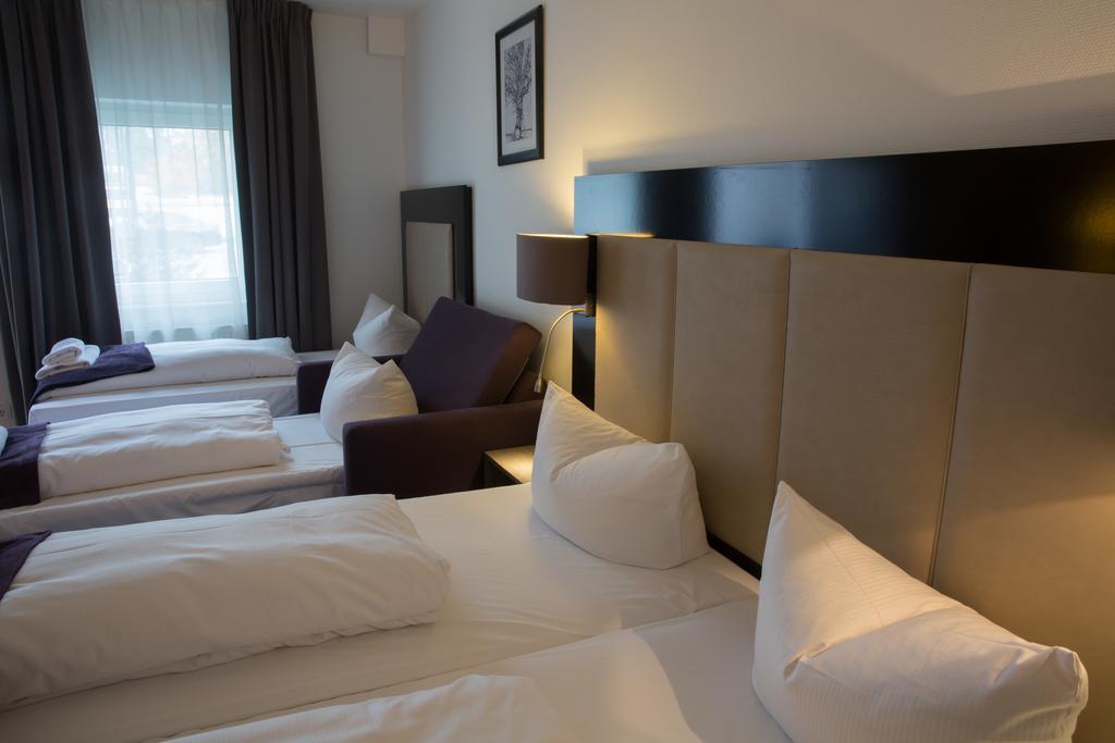 Goethe Messe By Trip Hotel Frankfurt am Main