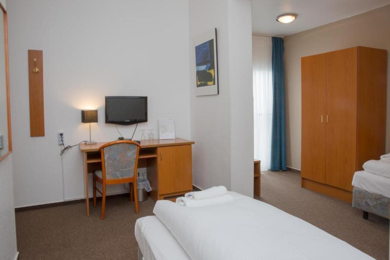 Goethe Messe By Trip Hotel Frankfurt am Main